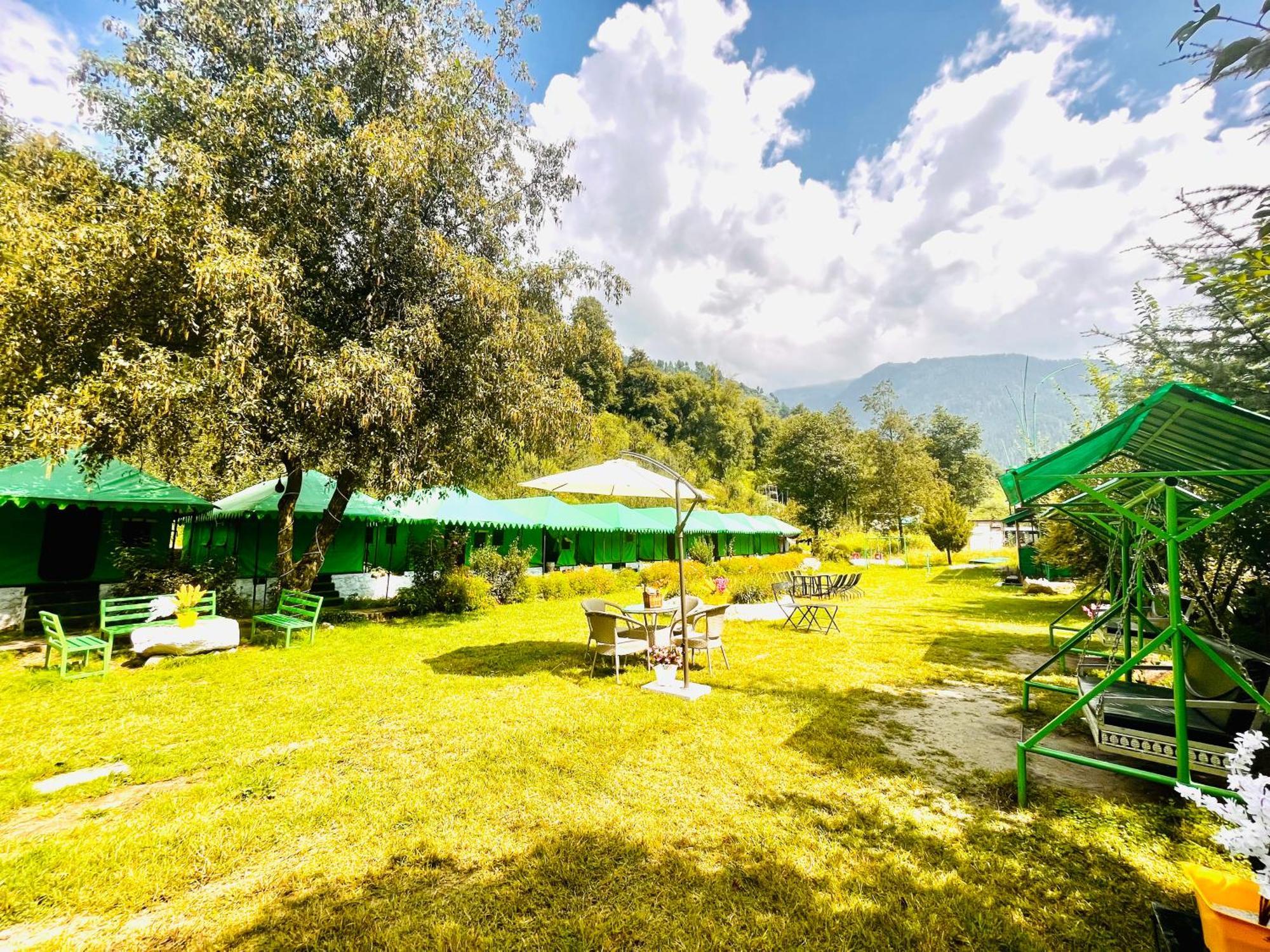Himalayan Riverside Resort, Manali Exteriör bild