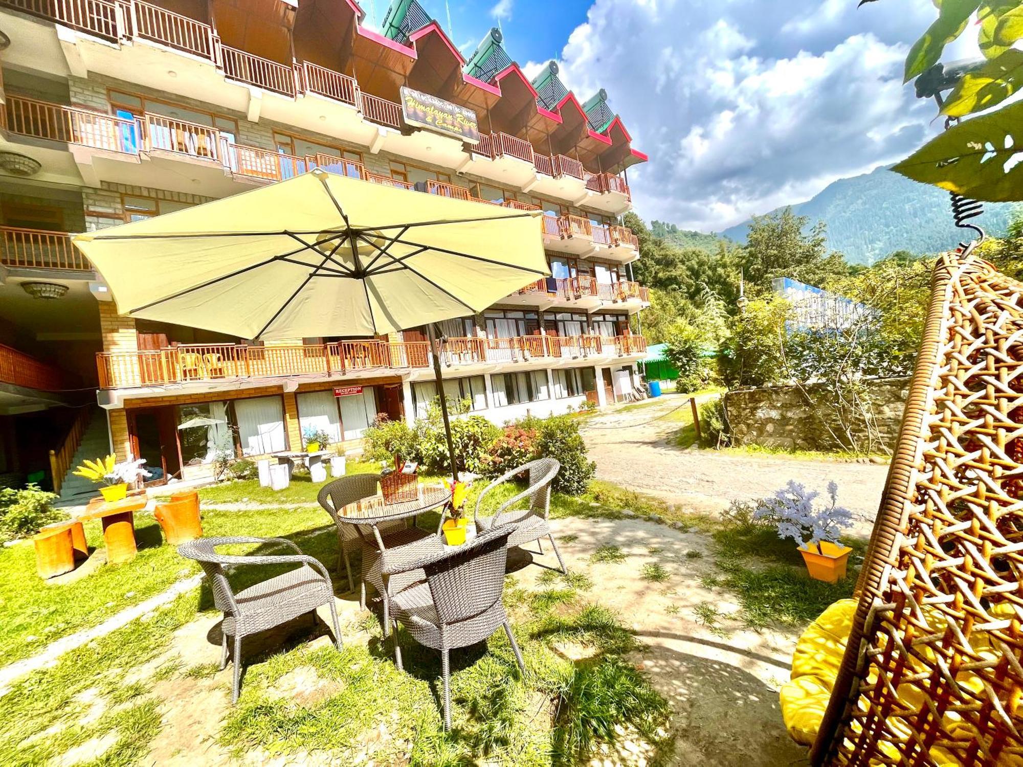 Himalayan Riverside Resort, Manali Exteriör bild