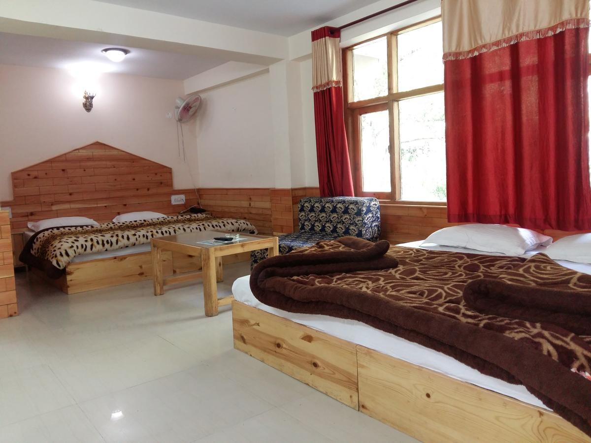Himalayan Riverside Resort, Manali Exteriör bild